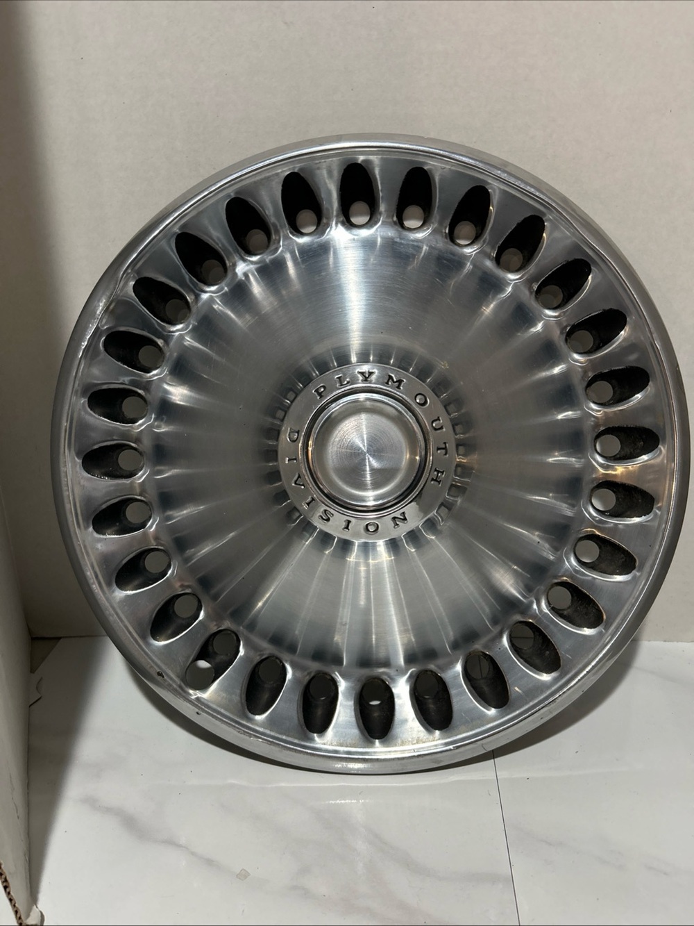 Plymouth 1970-1922 14” Mopar Hubcap